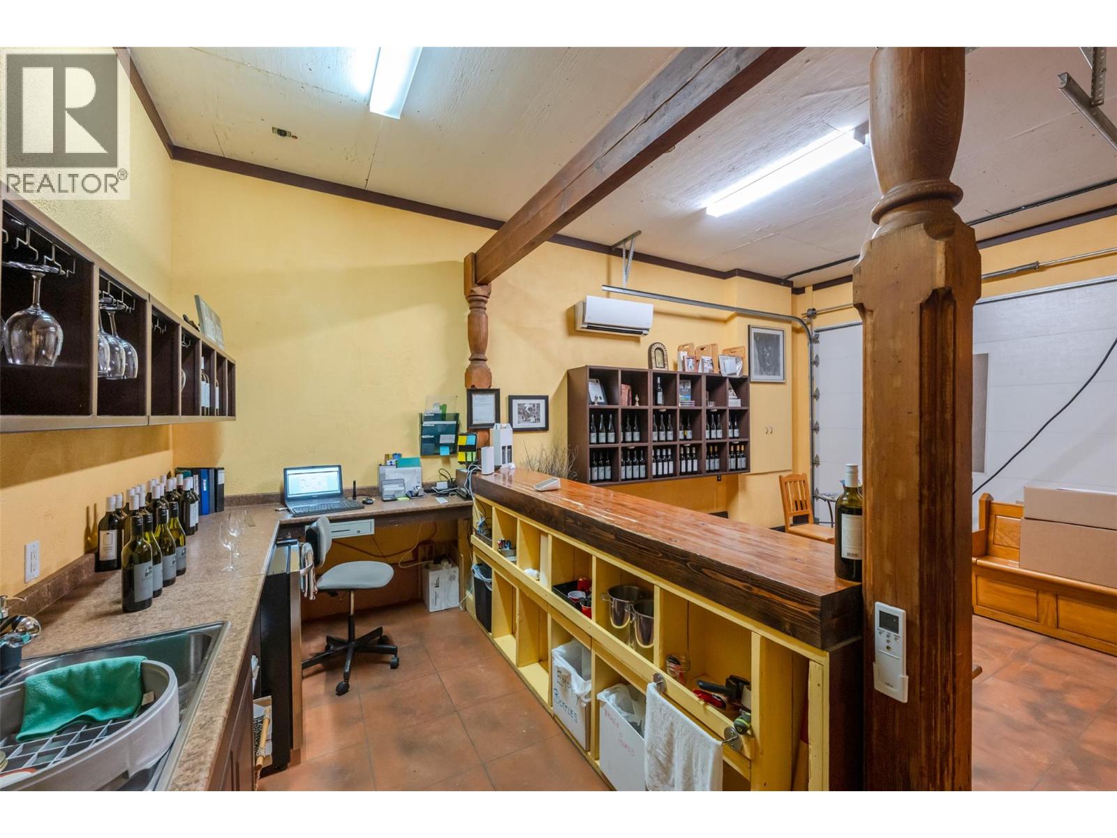 482 Pinehill Road, Oliver, British Columbia  V0H 1T5 - Photo 10 - 10393807
