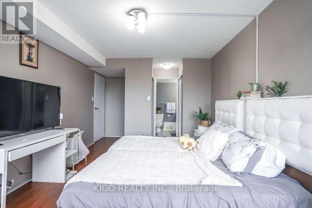 907 - 21 Markbrook Lane, Toronto, Ontario  M9V 5E4 - Photo 13 - W13559618