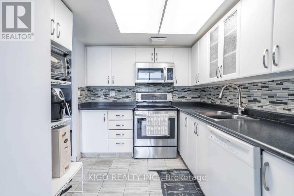 907 - 21 Markbrook Lane, Toronto, Ontario  M9V 5E4 - Photo 6 - W13559618