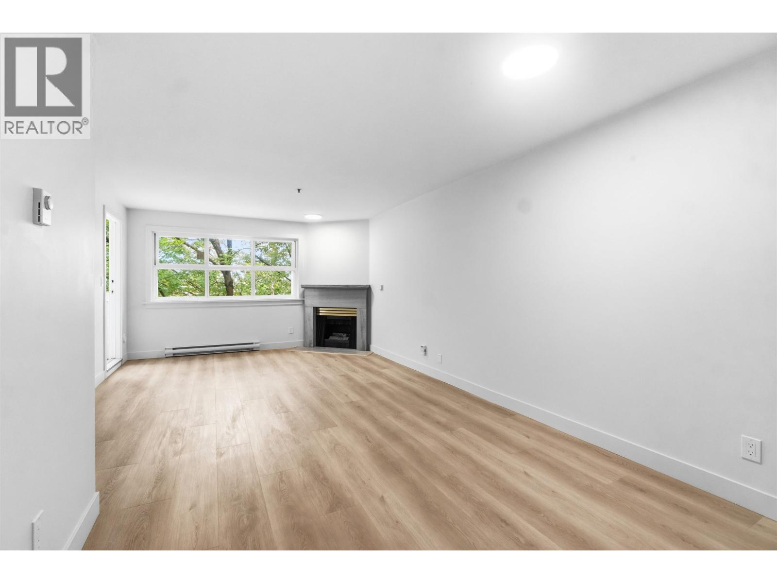 305 2928 Commercial Drive, Vancouver, British Columbia  V5N 4C9 - Photo 4 - R3145933