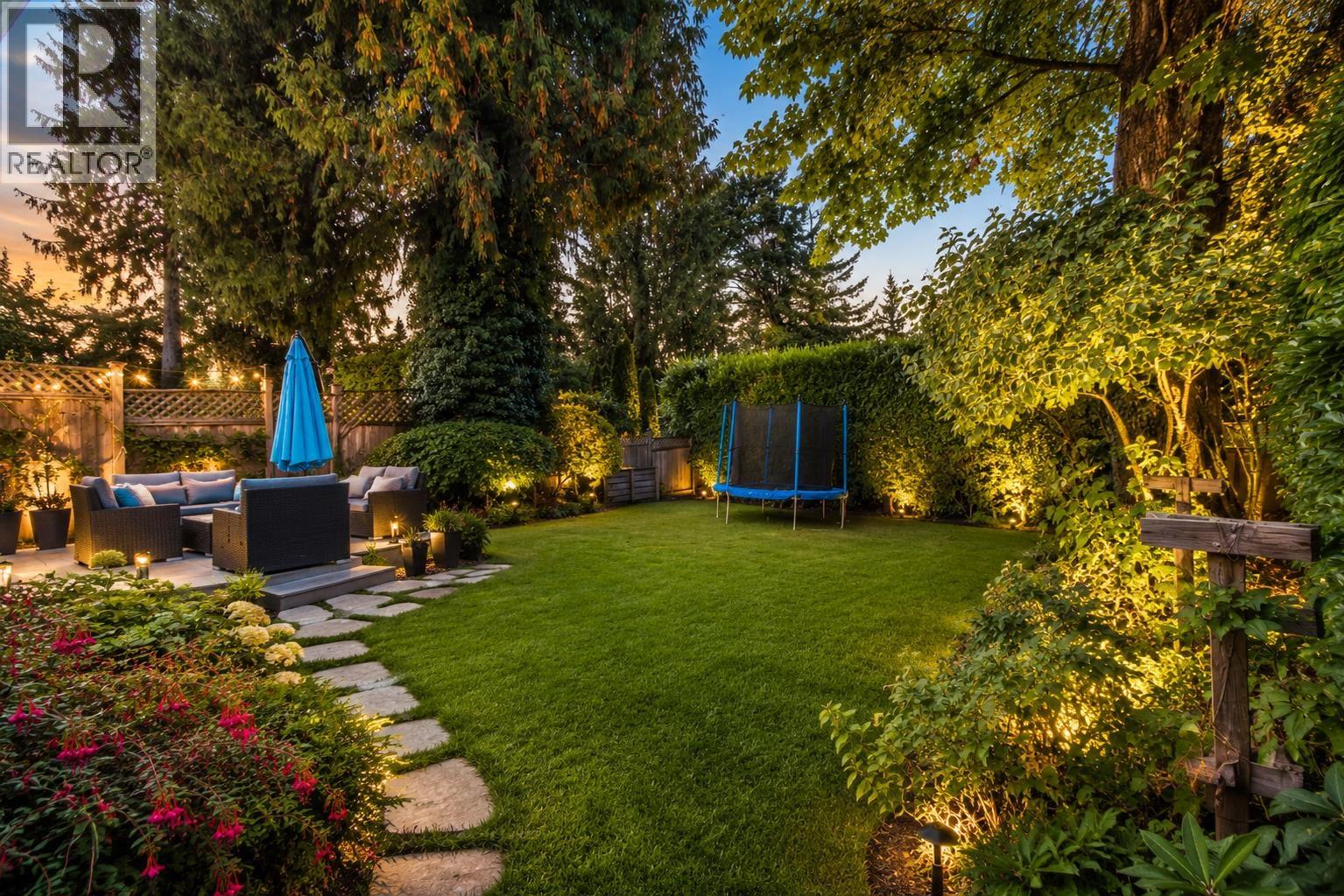 6431 Rosebery Avenue, West Vancouver, British Columbia  V7W 2C5 - Photo 2 - R3145942