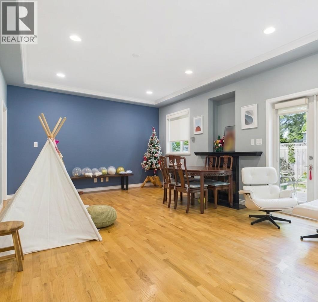 8040 SE Fairbrook Crescent, Richmond, British Columbia  V7C 1Y9 - Photo 8 - R3145899