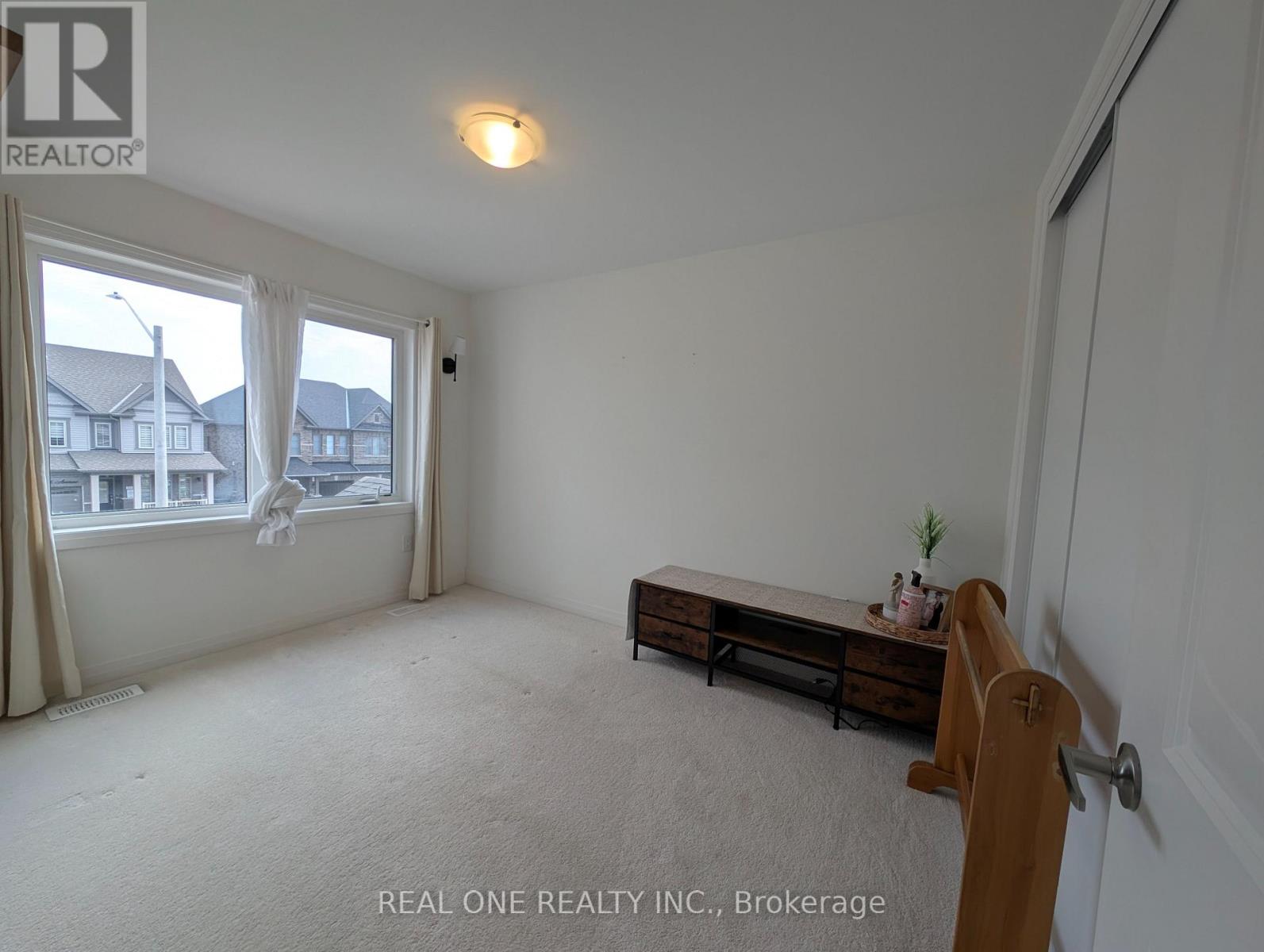 109 Sagewood Avenue N, Barrie, Ontario  L9J 0K5 - Photo 14 - S13559630