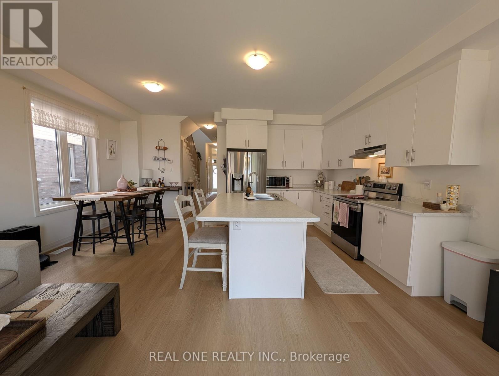109 Sagewood Avenue N, Barrie, Ontario  L9J 0K5 - Photo 6 - S13559630