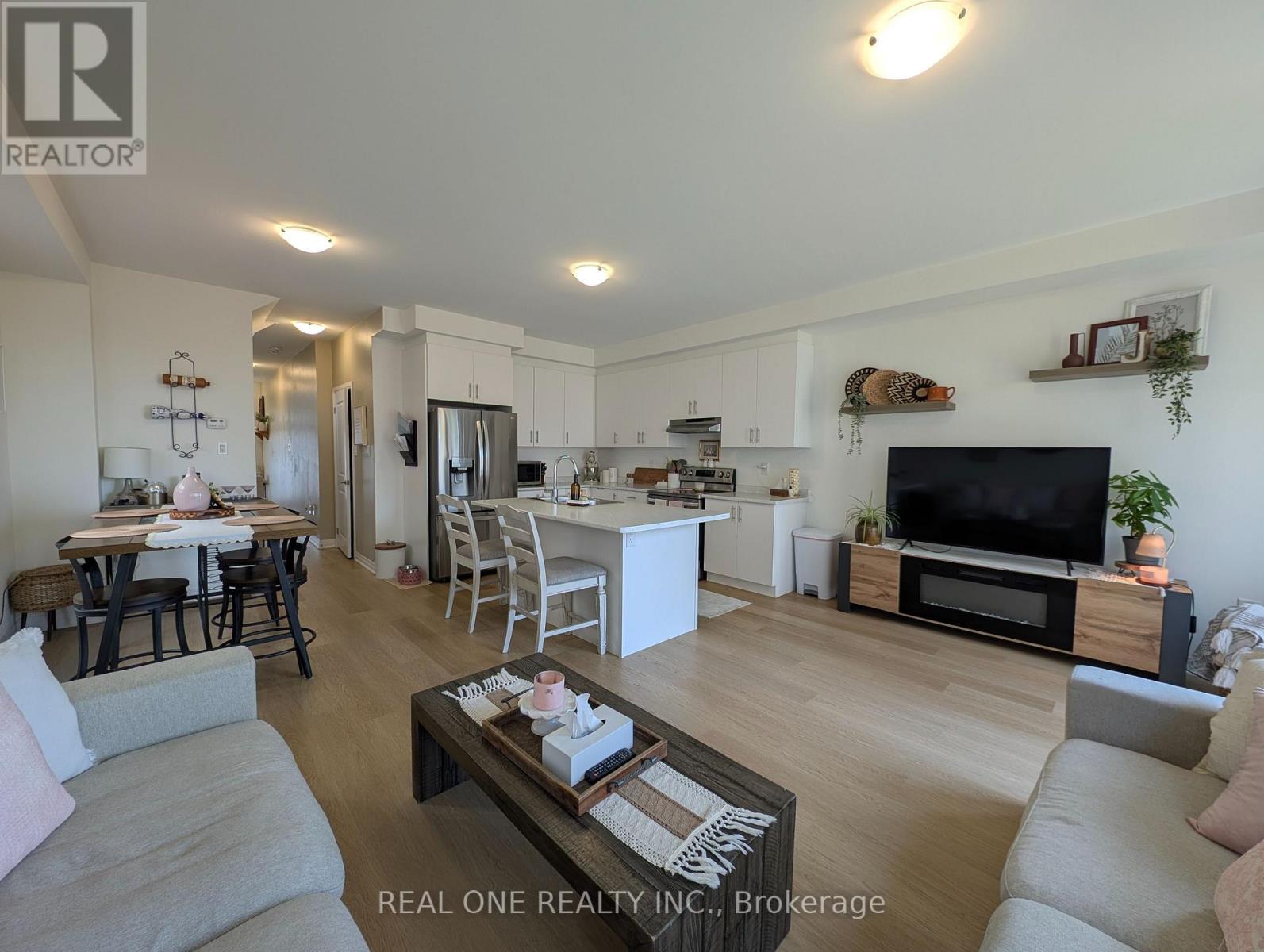 109 Sagewood Avenue N, Barrie, Ontario  L9J 0K5 - Photo 7 - S13559630