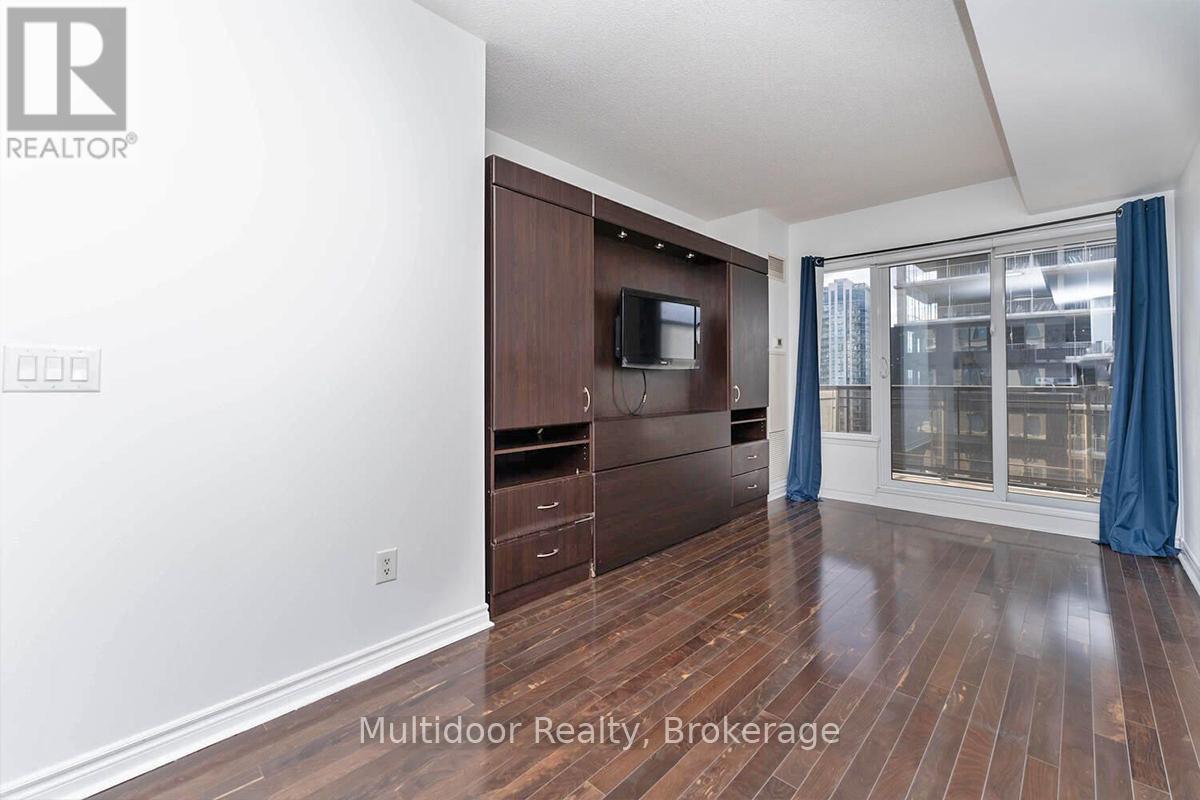 1112 - 385 Prince Of Wales Drive, Mississauga, Ontario  L5B 0C6 - Photo 4 - W13559624