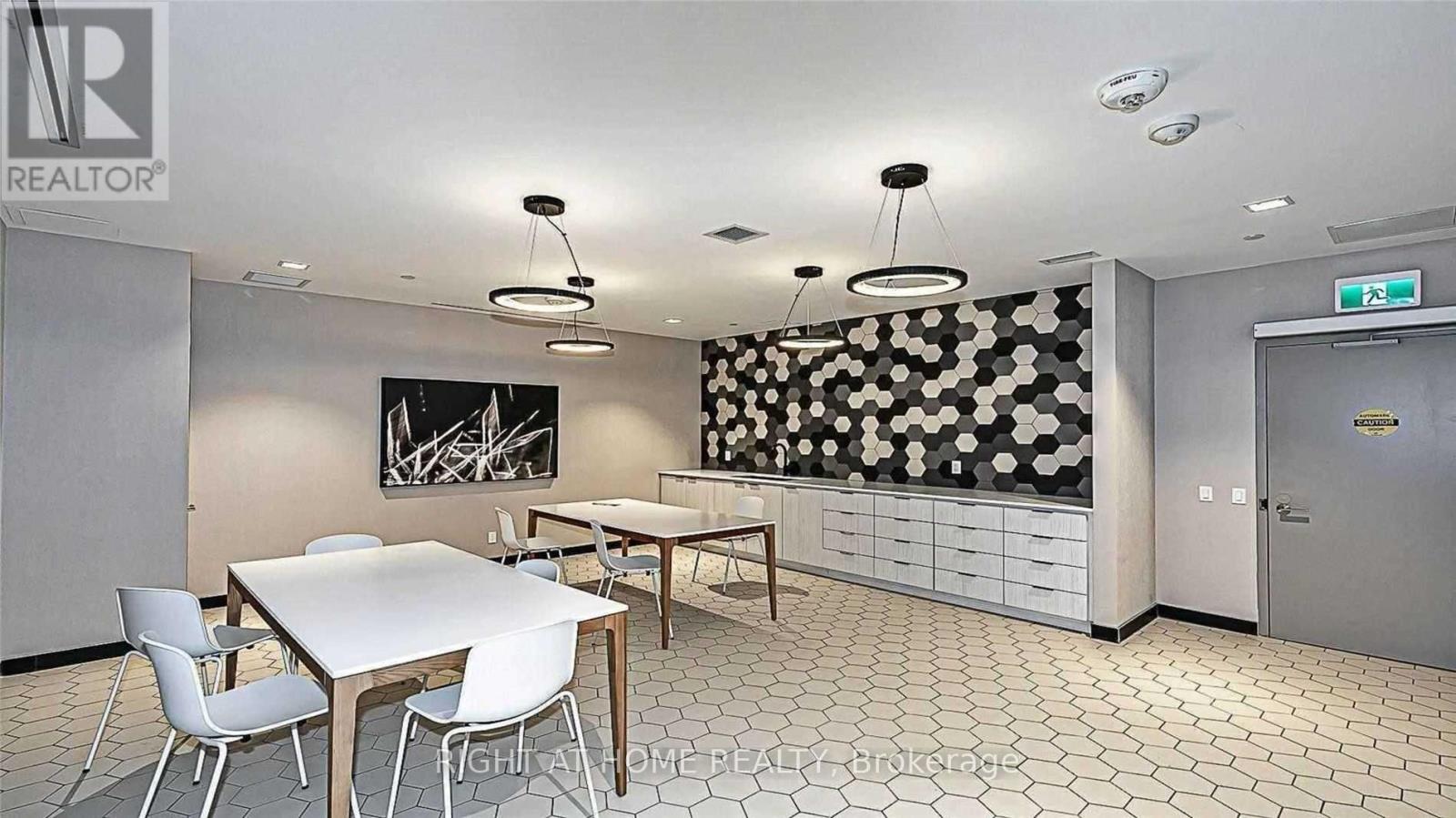 # 1408 - 2 Sonic Way, Toronto, Ontario  M3C 0P2 - Photo 22 - C13559640