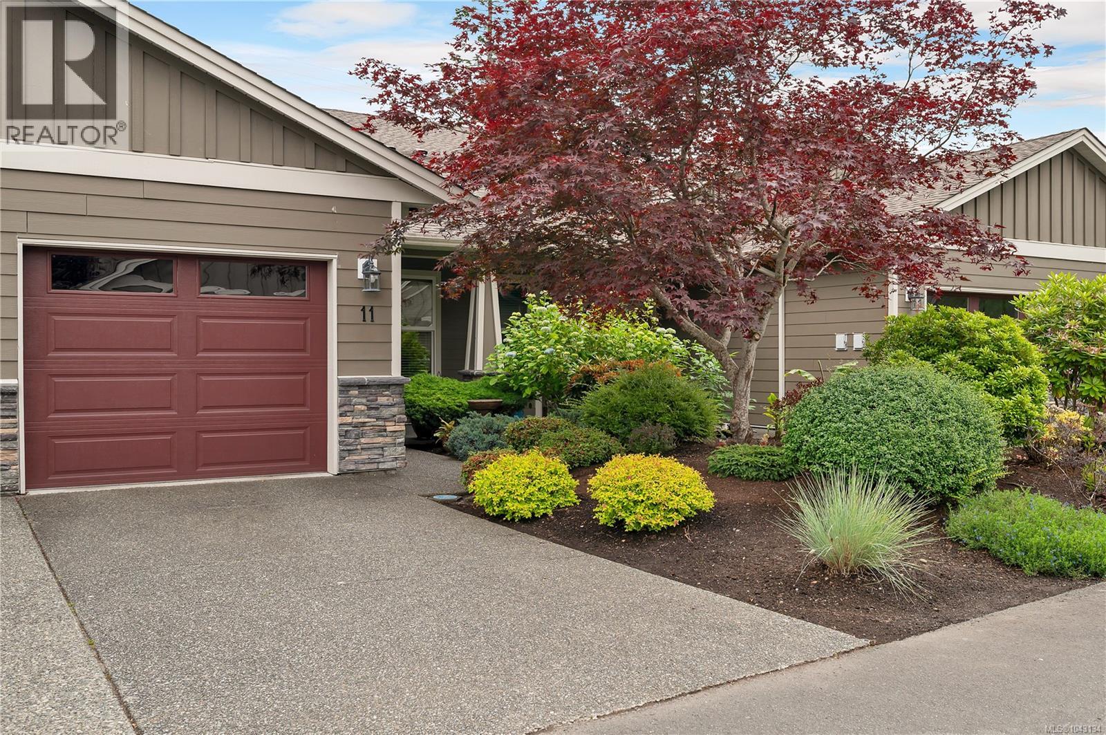 11 346 Erickson Rd, Campbell River