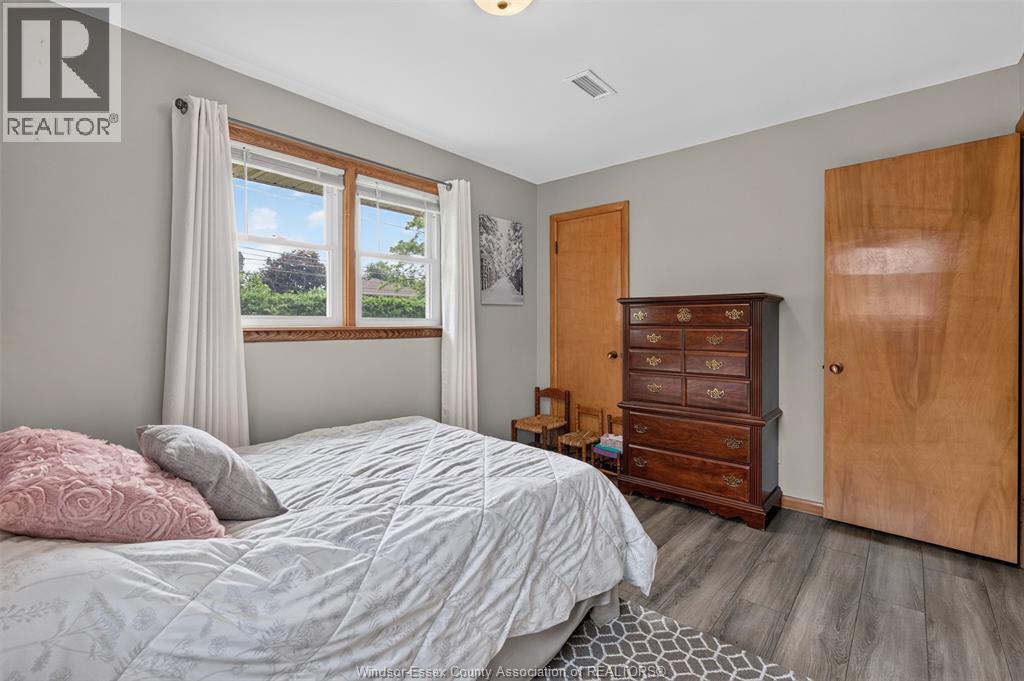 2468 Mark, Windsor, Ontario  N9E 2W3 - Photo 24 - 26016855