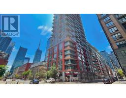 607 - 126 SIMCOE STREET, Toronto, Ontario