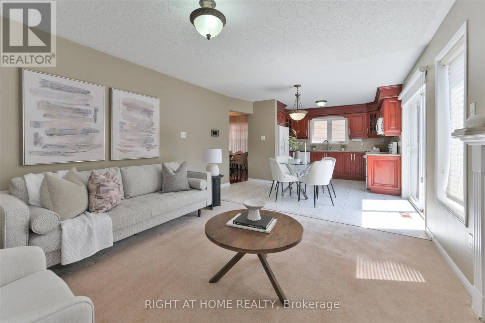 94 Moynahan Crescent, Ajax, Ontario L1Z 1M4 - Photo 13 - E13559690