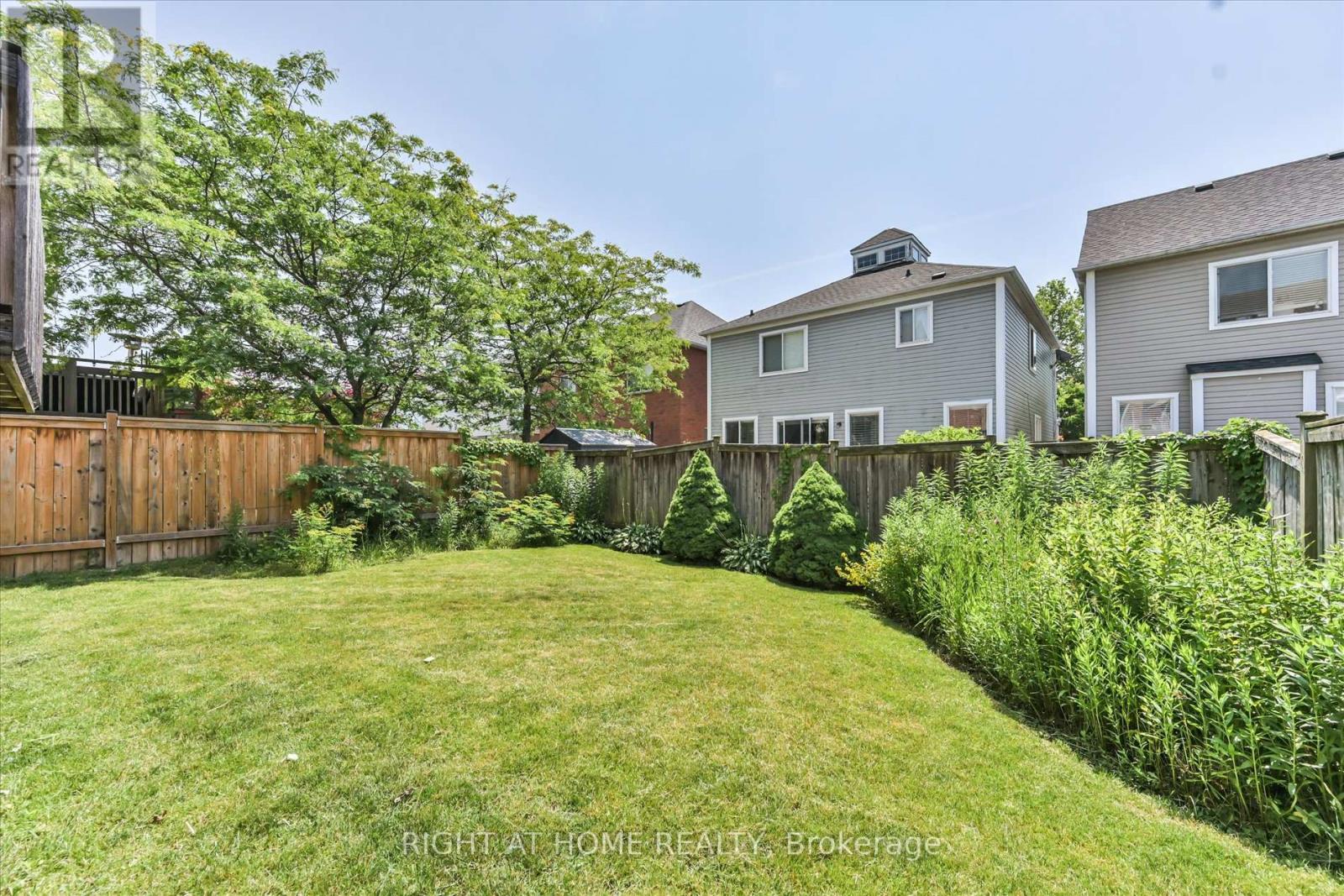 94 Moynahan Crescent, Ajax, Ontario L1Z 1M4 - Photo 33 - E13559690