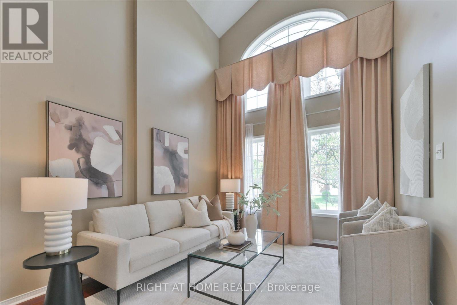 94 Moynahan Crescent, Ajax, Ontario L1Z 1M4 - Photo 5 - E13559690