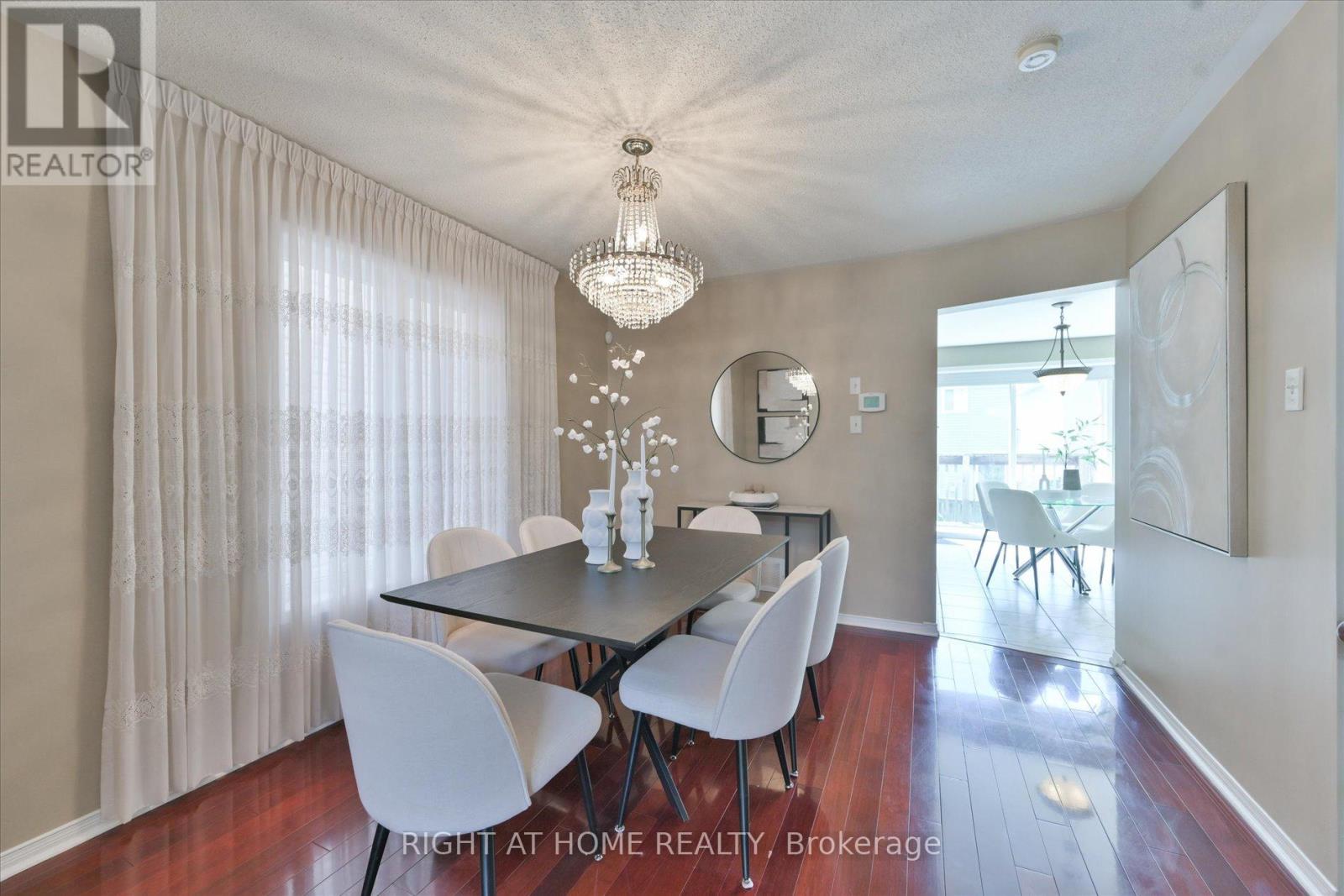 94 Moynahan Crescent, Ajax, Ontario L1Z 1M4 - Photo 9 - E13559690