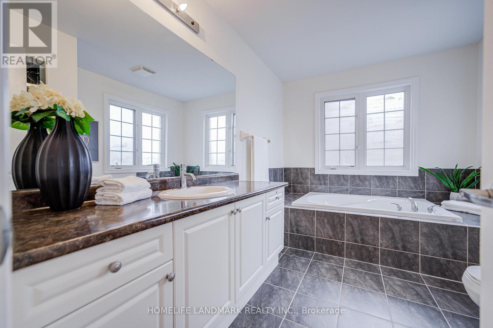 30 Garrardview Street, Ajax, Ontario L1Z 0N5 - Photo 39 - E13559704