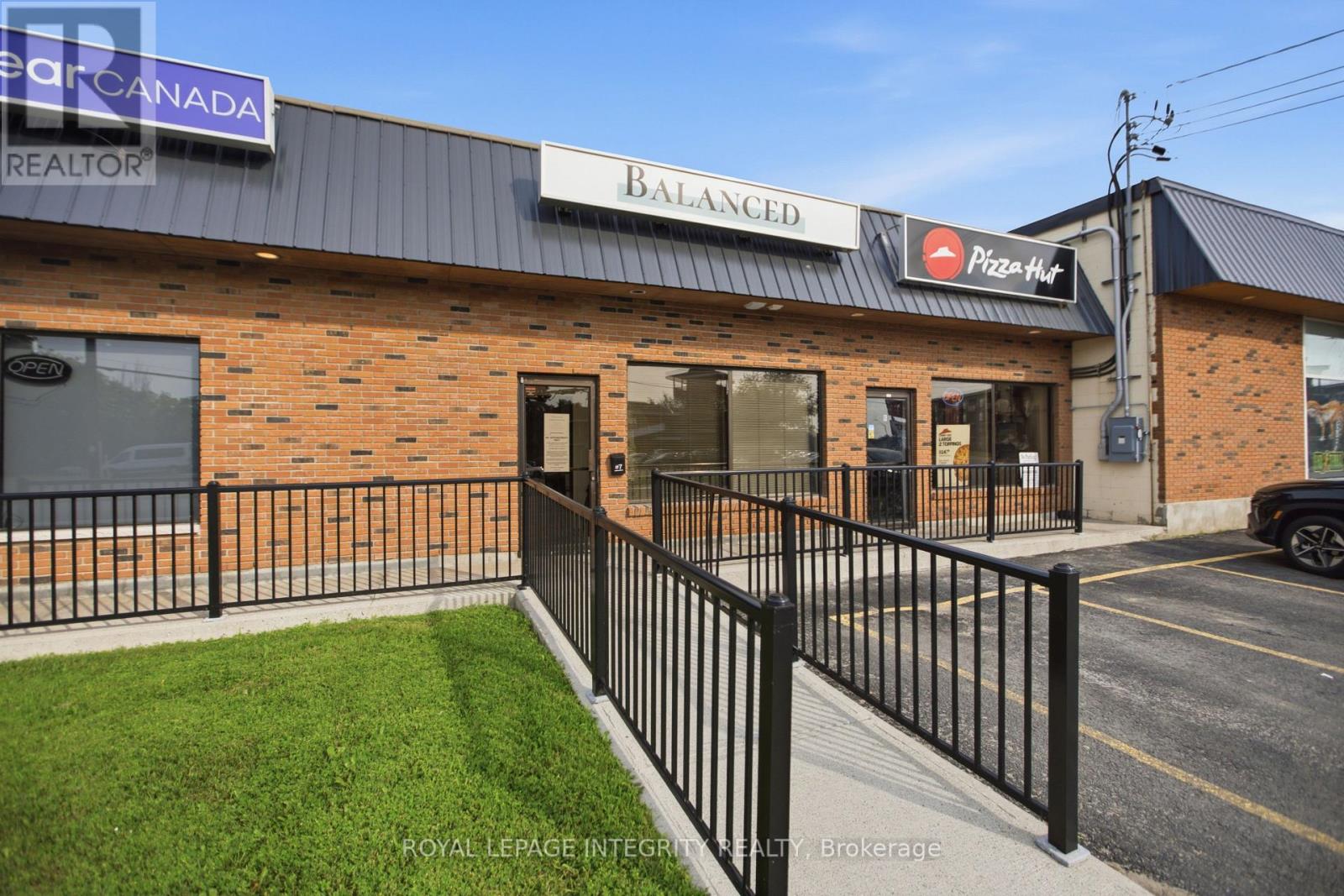 UNIT #7 - 100 MADAWASKA BOULEVARD, Arnprior, Ontario