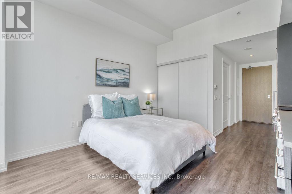 1909 - 251 Jarvis Street, Toronto, Ontario  M5B 0C3 - Photo 3 - C13559722