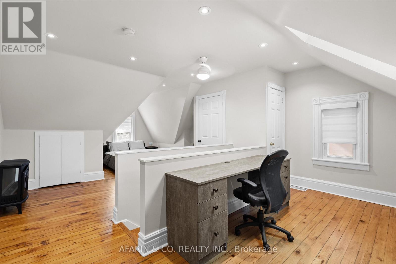 Second Floor & Loft - 48 Nassau Street, Toronto, Ontario  M5T 1M2 - Photo 14 - C13559744