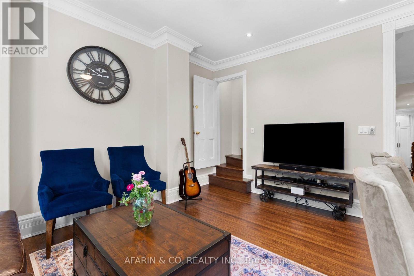 Second Floor & Loft - 48 Nassau Street, Toronto, Ontario  M5T 1M2 - Photo 5 - C13559744