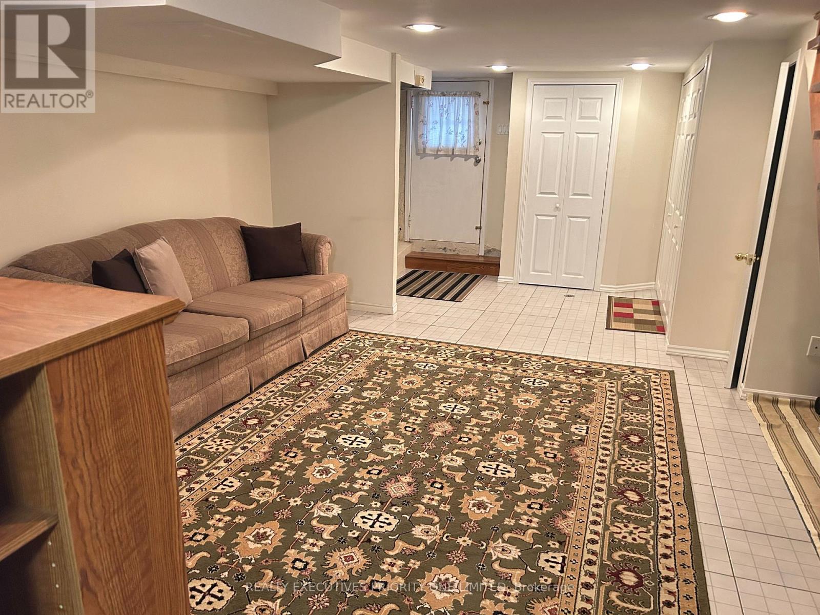 224 Caledonia Road, Toronto, Ontario  M6E 4T1 - Photo 12 - W13559718