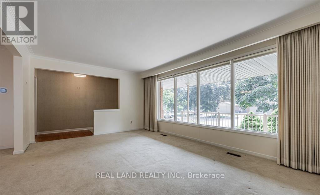 Upper - 274 Timothy Court, Mississauga, Ontario  L5G 2B4 - Photo 8 - W13559724