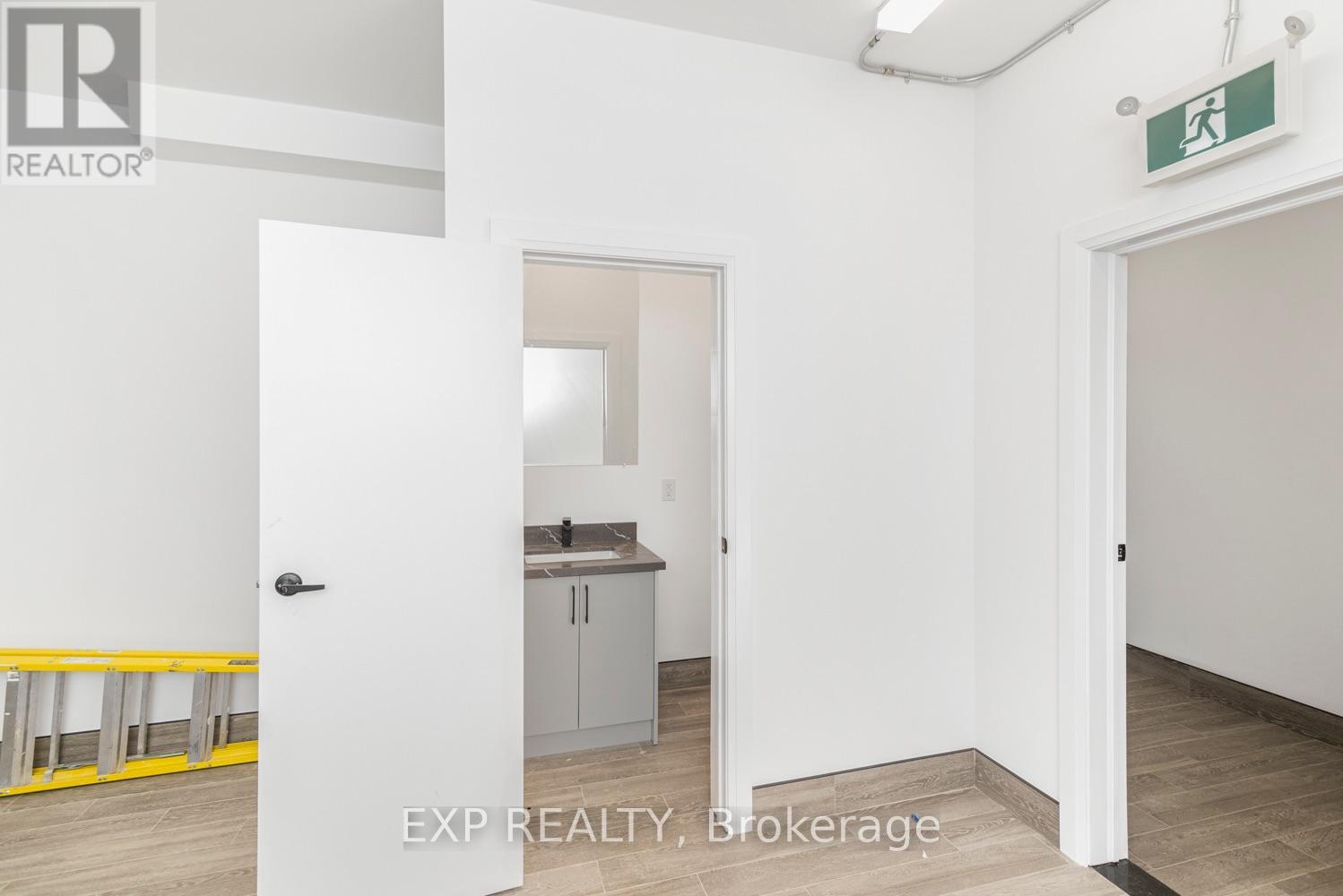 5848-5850 Ferry Street, Niagara Falls, Ontario  L2G 1S9 - Photo 18 - X13559732