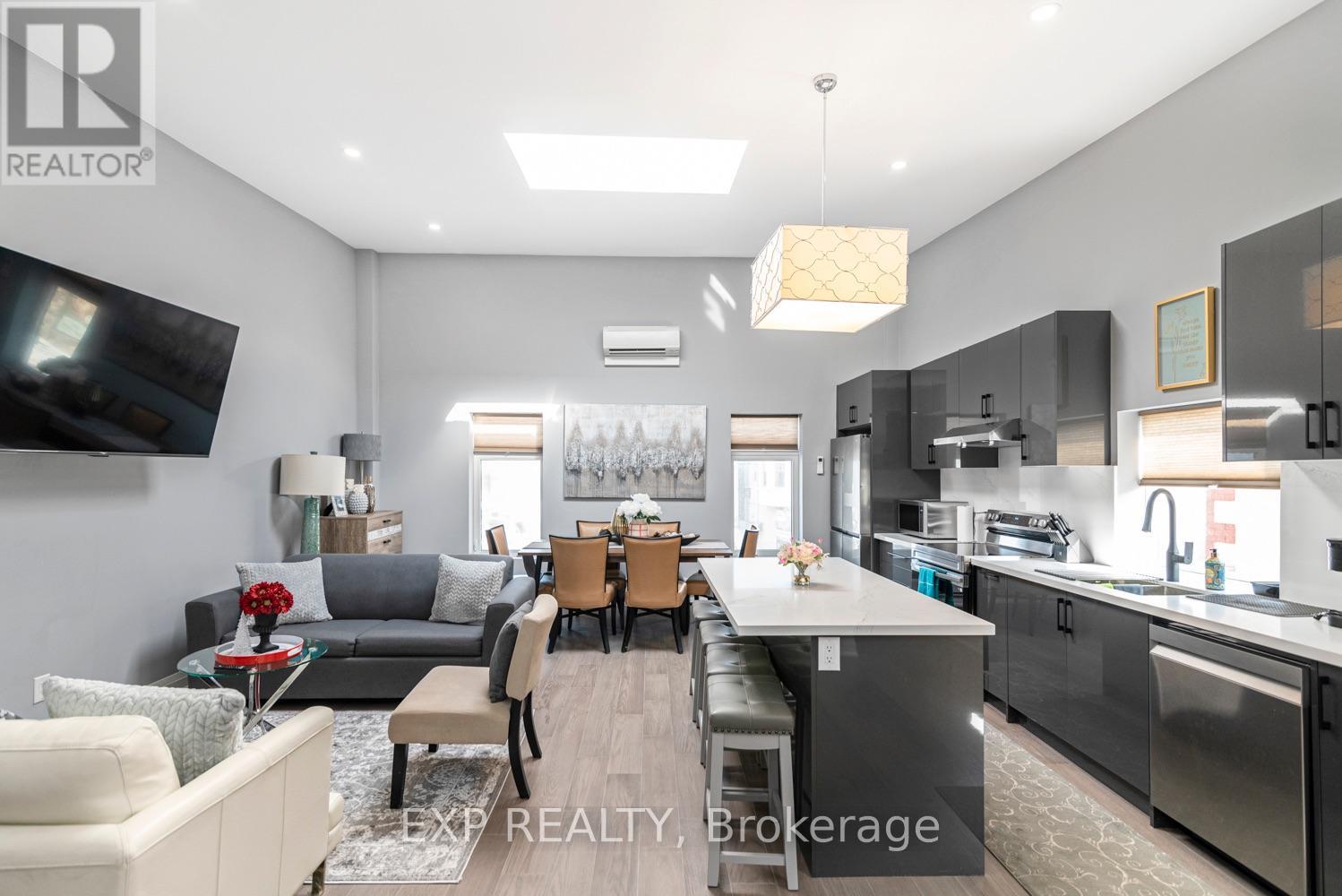 5848-5860 Ferry Street, Niagara Falls, Ontario  L2G 1S9 - Photo 4 - X13559736