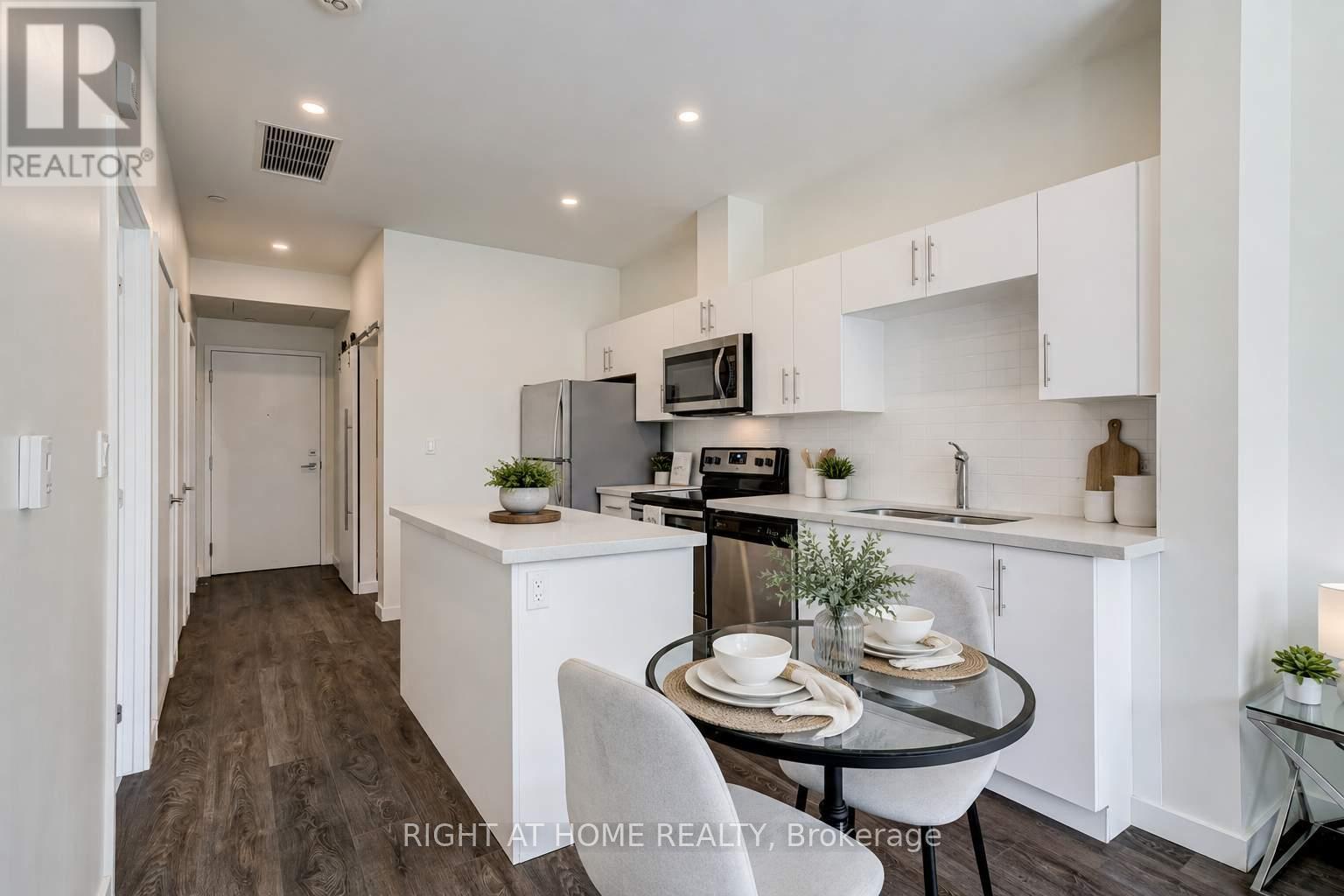 411 - 690 King Street, Kitchener, Ontario  L6A 4G5 - Photo 2 - X13559746