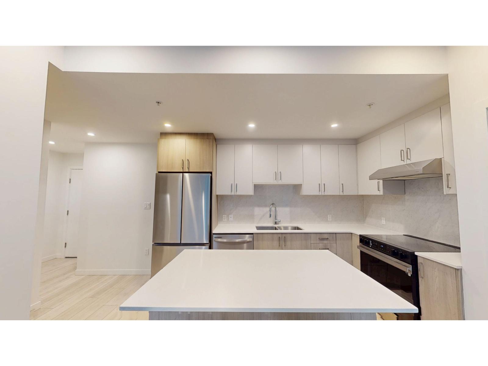 110 13838 108 AVENUE, Surrey