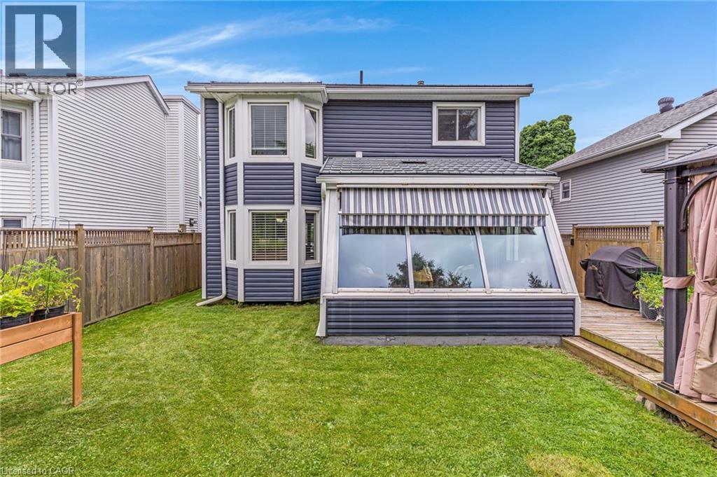 532 Red River Drive, Waterloo, Ontario  N2T 2B7 - Photo 43 - 40845021