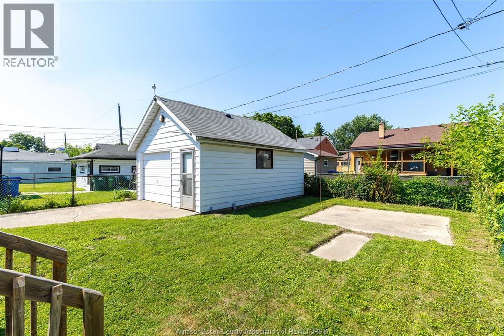1586 Prince, Windsor, Ontario  N9C 3B3 - Photo 10 - 26016768