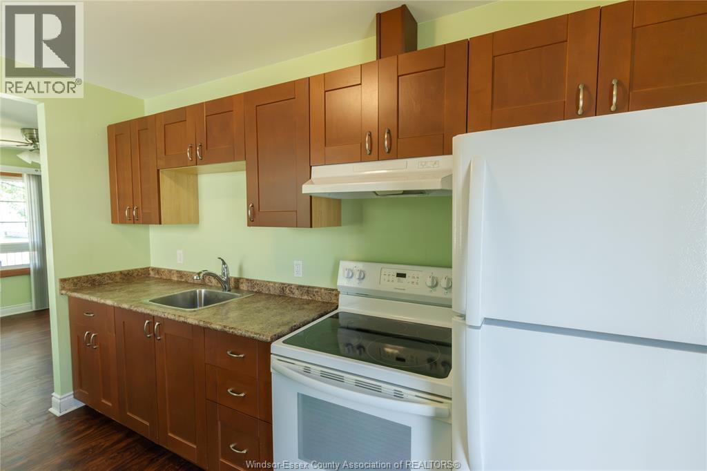 1586 Prince, Windsor, Ontario  N9C 3B3 - Photo 12 - 26016768
