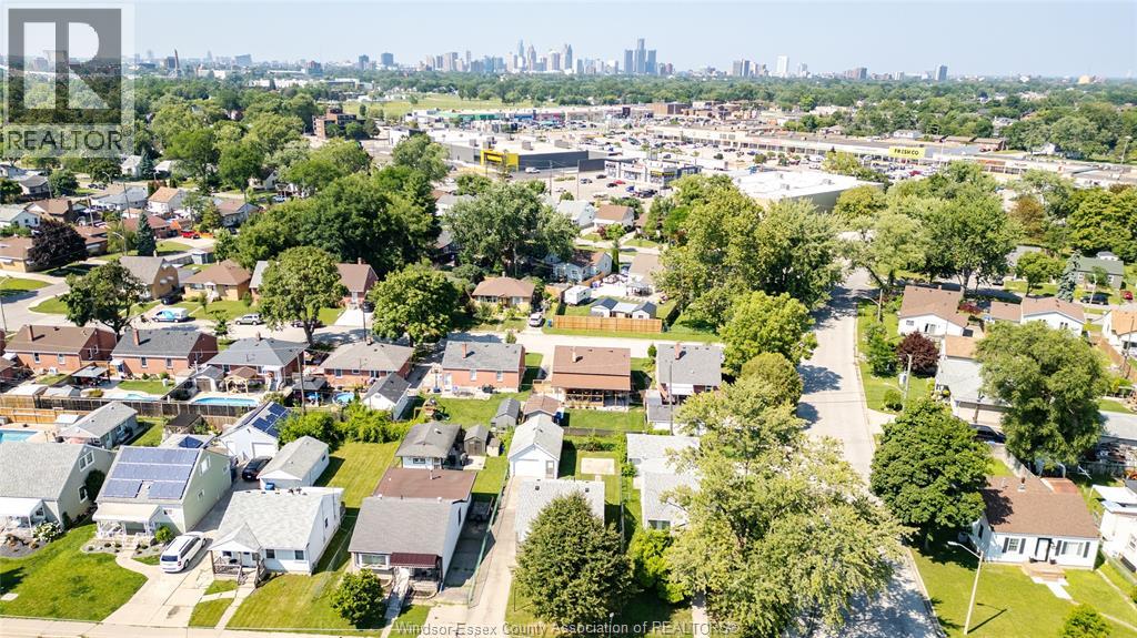 1586 Prince, Windsor, Ontario  N9C 3B3 - Photo 27 - 26016768