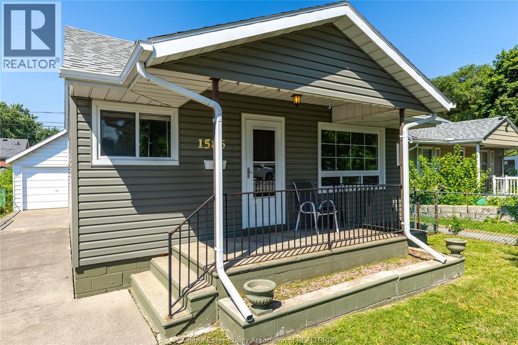 1586 Prince, Windsor, Ontario  N9C 3B3 - Photo 4 - 26016768