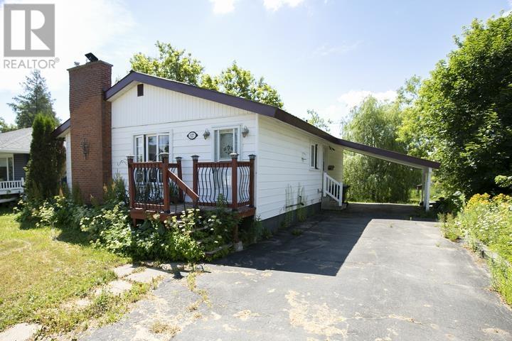 527 Placid Ave, Sault Ste. Marie, Ontario P6B 3M4 - Photo 4 - SM261808