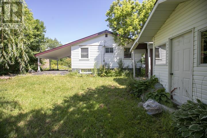 527 Placid Ave, Sault Ste. Marie, Ontario P6B 3M4 - Photo 8 - SM261808
