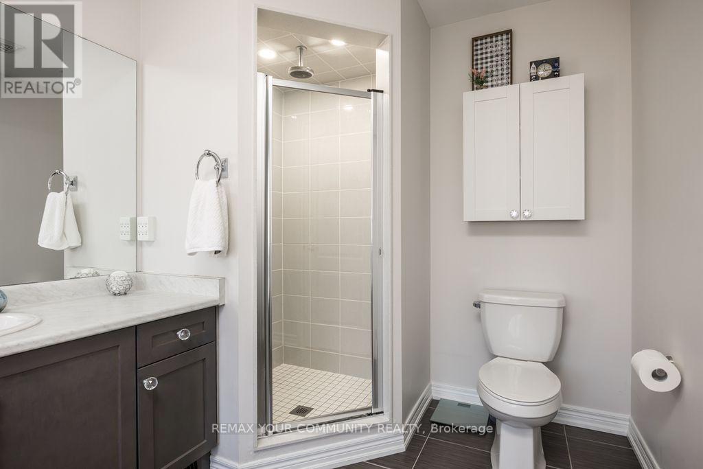 57 Davenfield Circle, Brampton, Ontario  L6P 4L9 - Photo 17 - W13555640