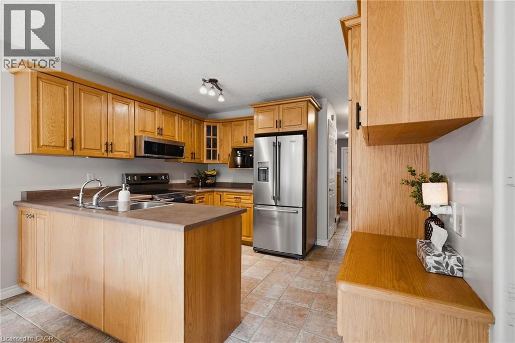 8 Bitternut Place, Elmira, Ontario  N3B 3L2 - Photo 10 - 40847573