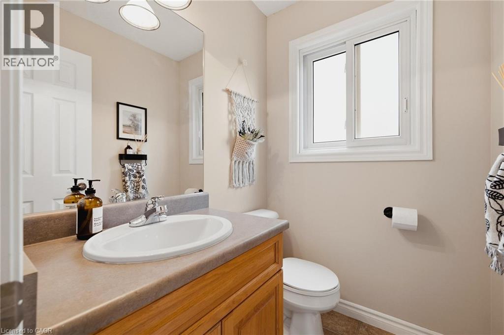 8 Bitternut Place, Elmira, Ontario  N3B 3L2 - Photo 16 - 40847573
