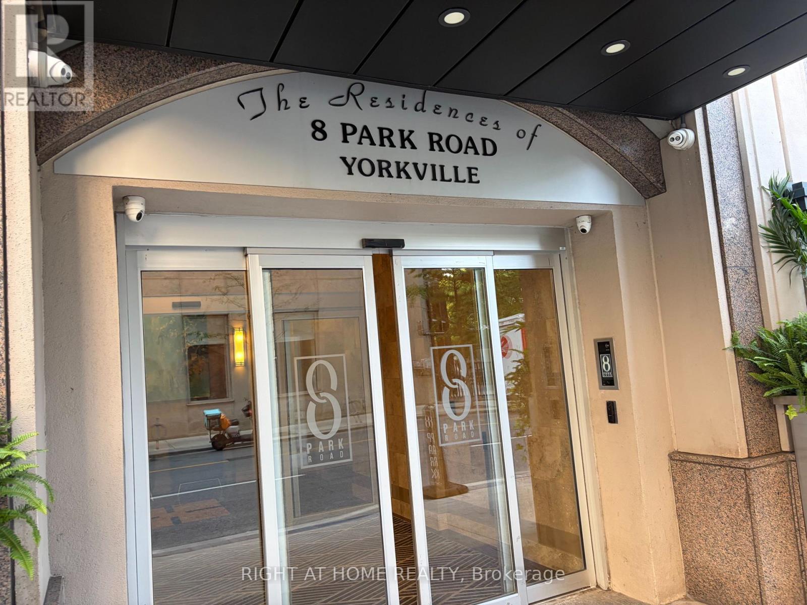 2513 - 8 Park Road, Toronto, Ontario  M4W 3S5 - Photo 2 - C13559764