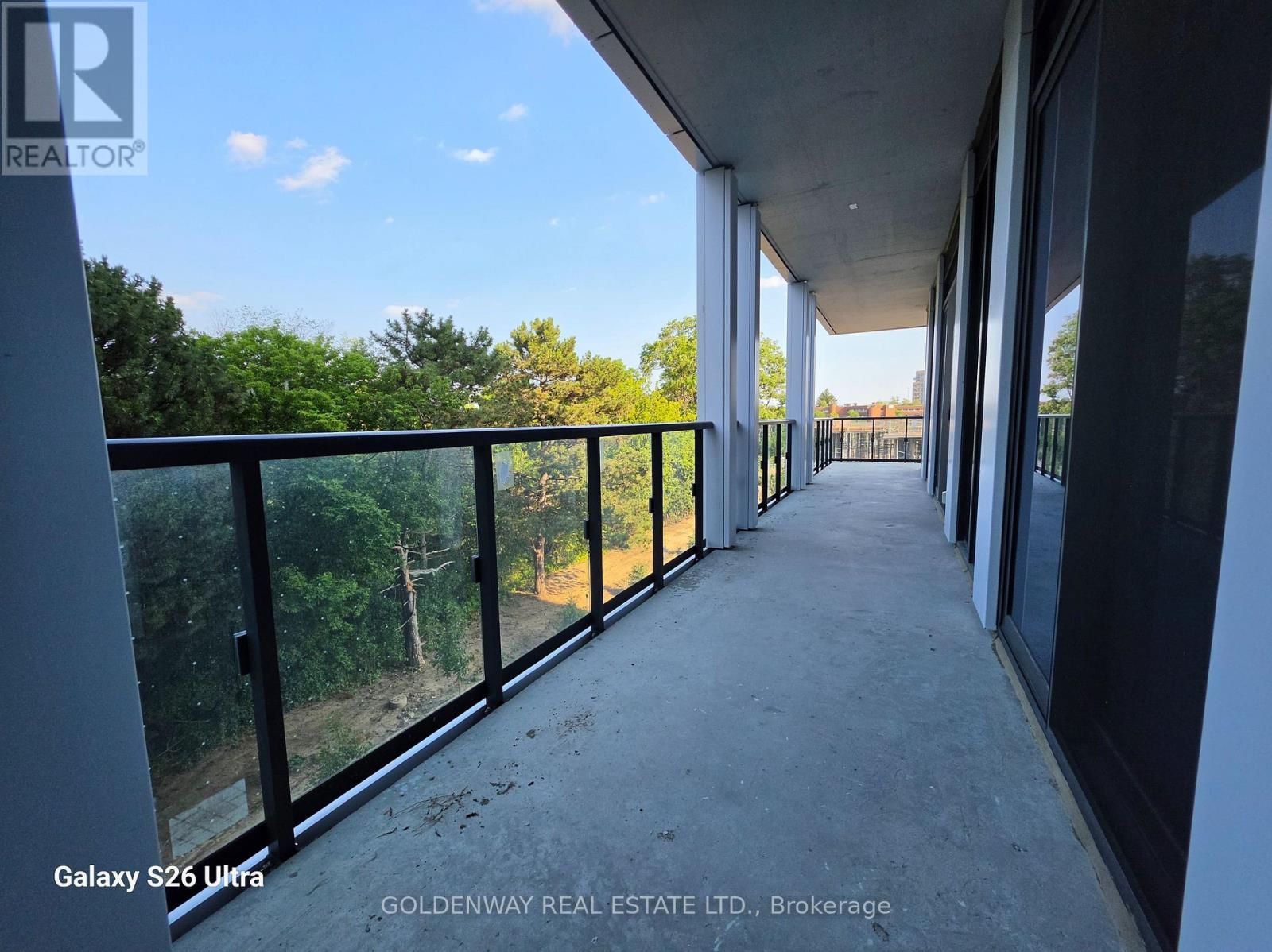 201 - 29 Green Trail Court, Toronto, Ontario  M2K 0J9 - Photo 2 - C13559796