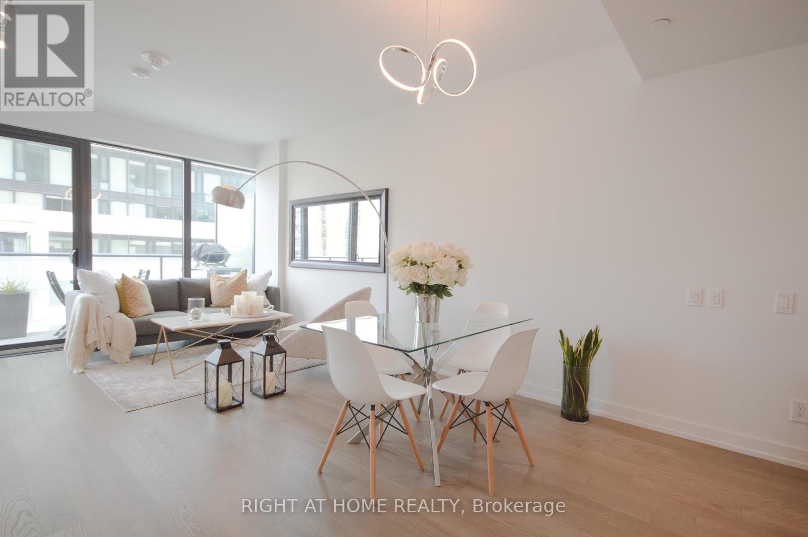 709 - 161 Roehampton Avenue, Toronto, Ontario M4P 0C8 - Photo 3 - C13559866