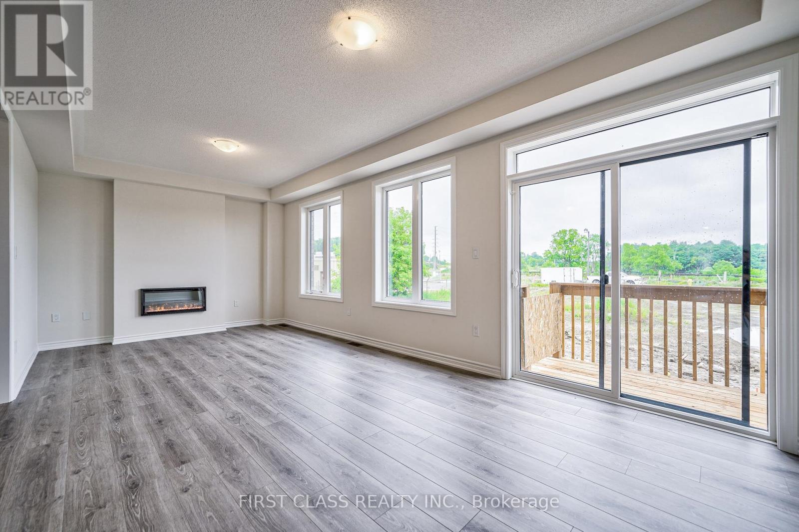 61 Kenneth Rogers Crescent, East Gwillimbury, Ontario L9N 0S3 - Photo 15 - N13559766