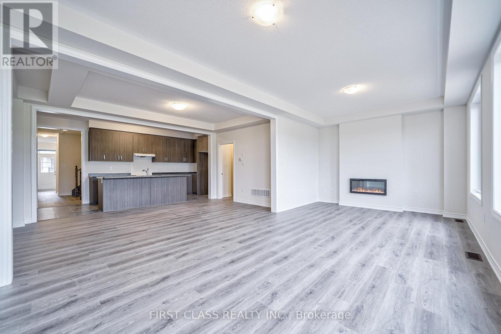 61 Kenneth Rogers Crescent, East Gwillimbury, Ontario L9N 0S3 - Photo 17 - N13559766