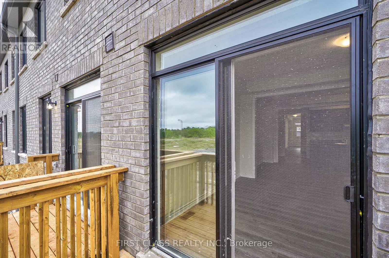 61 KENNETH ROGERS CRESCENT