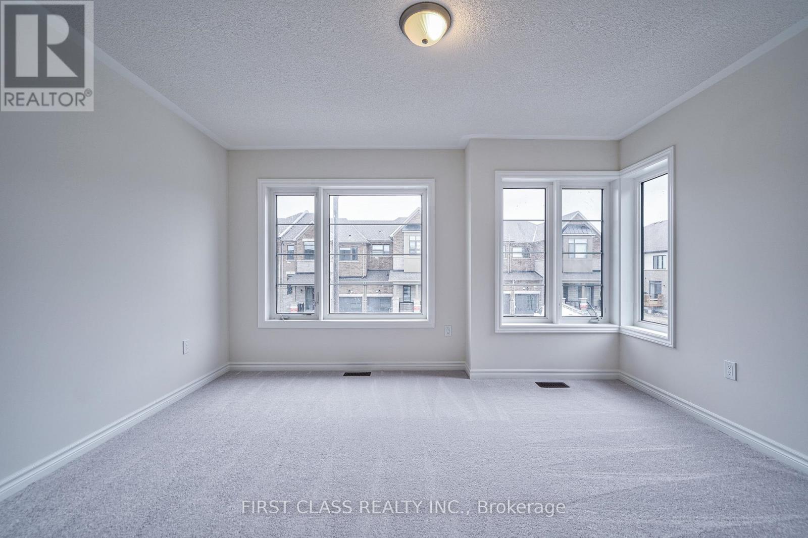 61 Kenneth Rogers Crescent, East Gwillimbury, Ontario L9N 0S3 - Photo 24 - N13559766