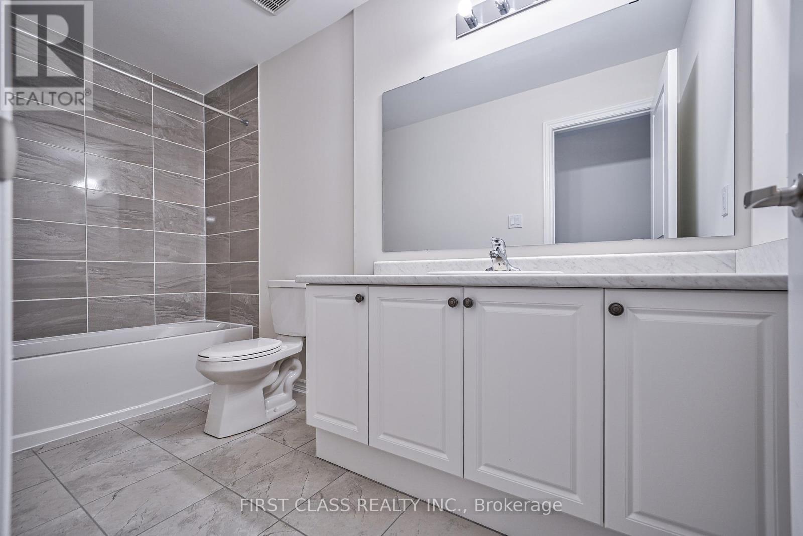 61 Kenneth Rogers Crescent, East Gwillimbury, Ontario L9N 0S3 - Photo 32 - N13559766
