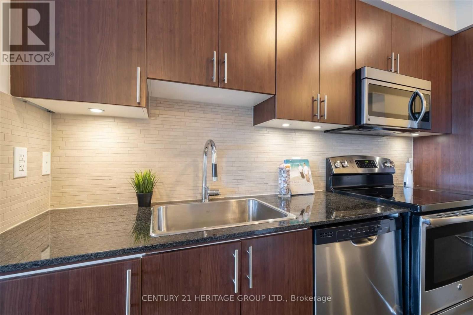 1530 - 7161 Yonge Street, Markham, Ontario L3T 0C8 - Photo 8 - N13559776