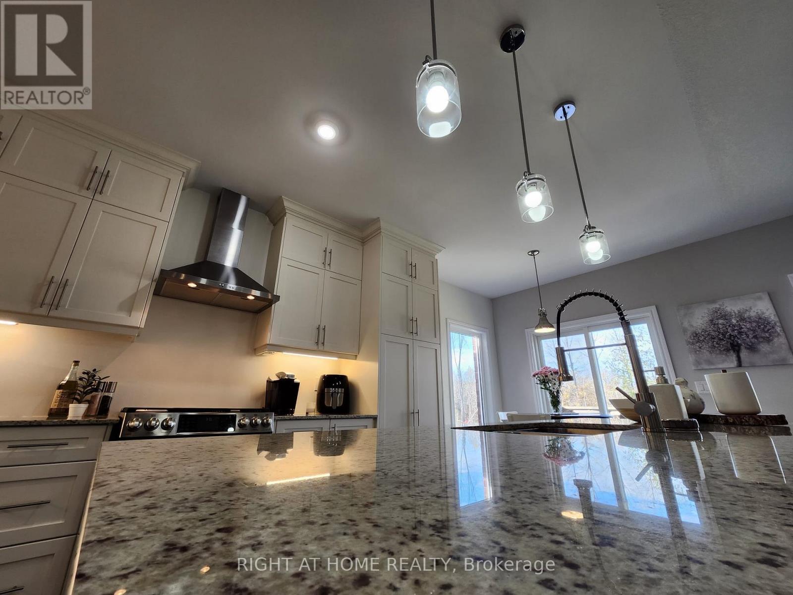 84 Diamond Valley Drive, Oro-Medonte (Sugarbush), Ontario  L0L 2E0 - Photo 17 - S13559756