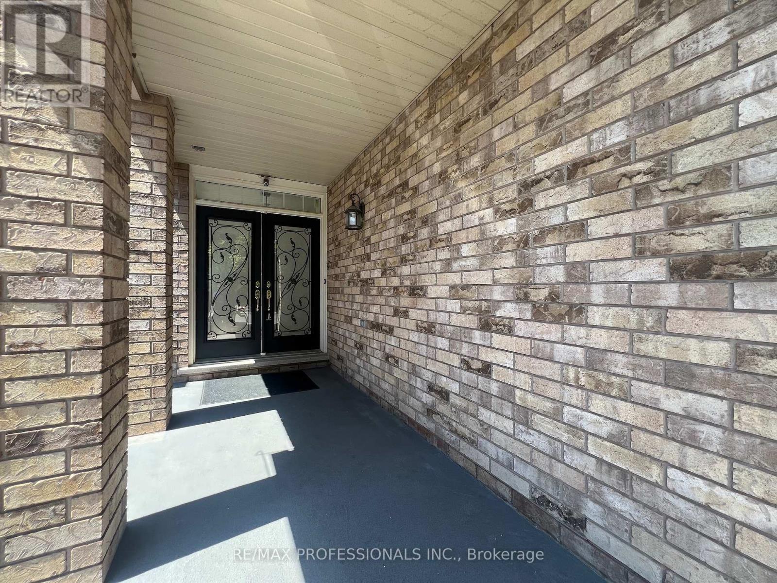 Main - 3895 Henrietta Way, Mississauga, Ontario  L5M 7Y4 - Photo 6 - W13559794